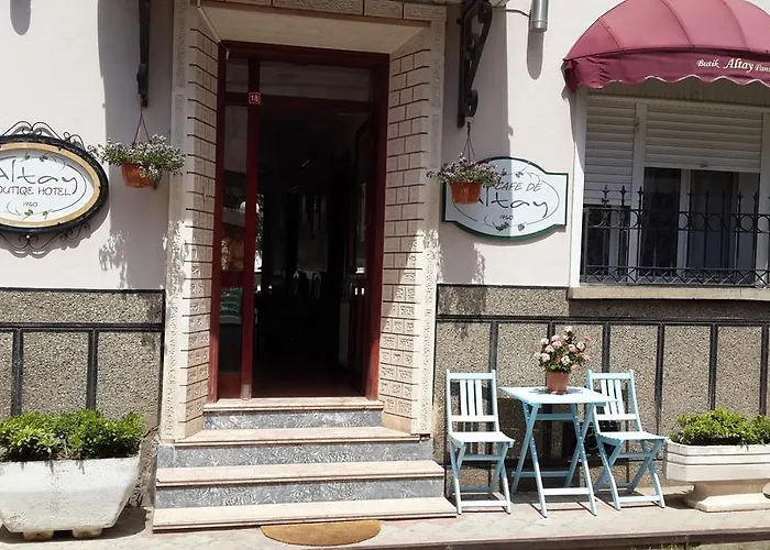 Cunda Altay Hotel ホテル *