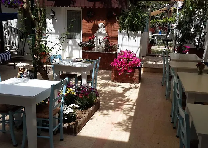 Cunda Altay Hotel ホテル